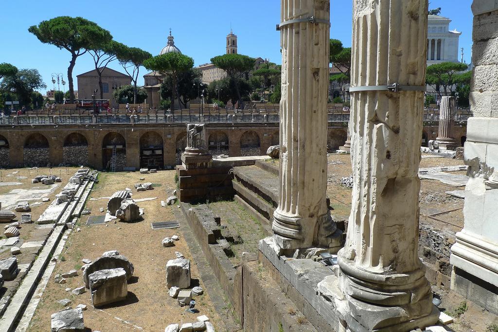 Roman Forum Suite エクステリア 写真